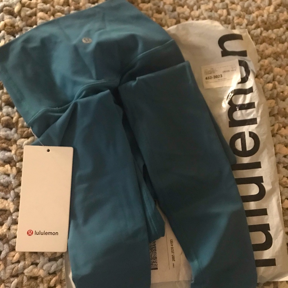 Lulu lemon teal leggings